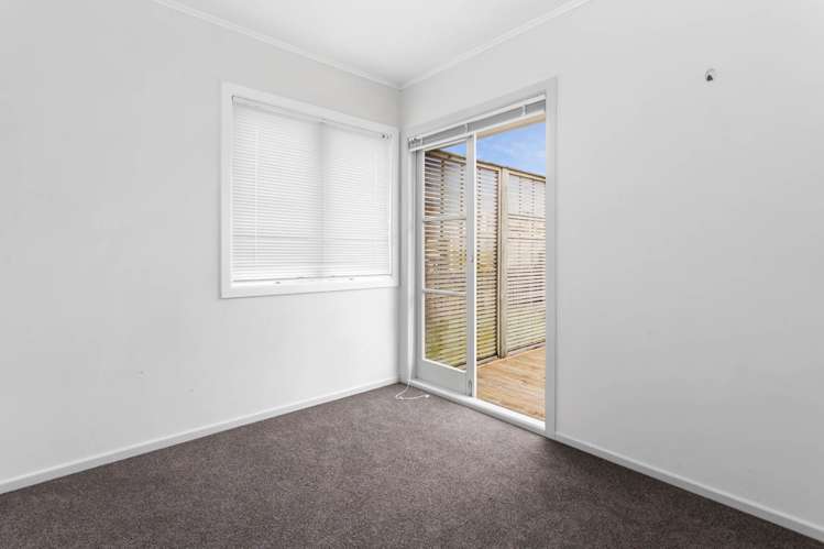 6 Rixon Place Te Atatu Peninsula_5