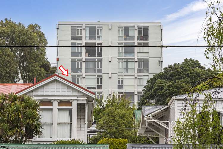 2d/20 Maarama Crescent Aro Valley_1