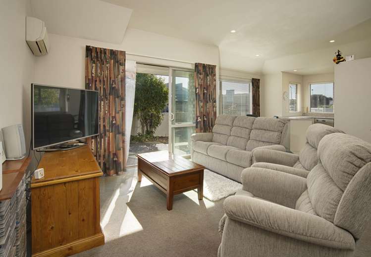 117 Gladstone Road Richmond_4