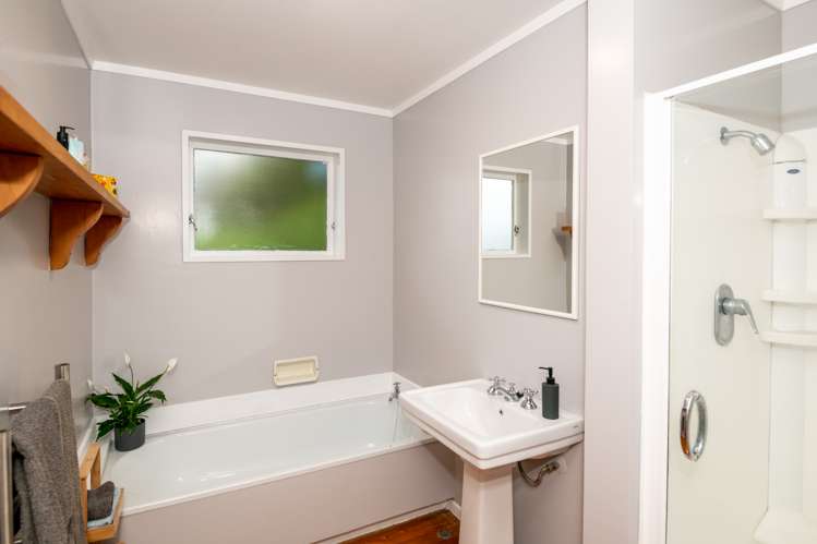 72 Churton Drive Churton Park_11