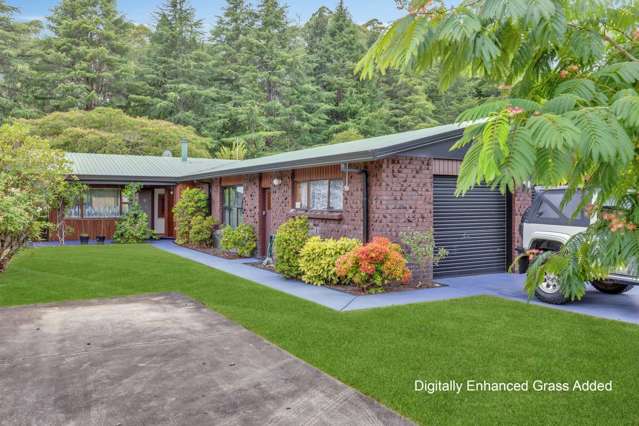 Family-Friendly Kawerau Retreat on Massey Street!