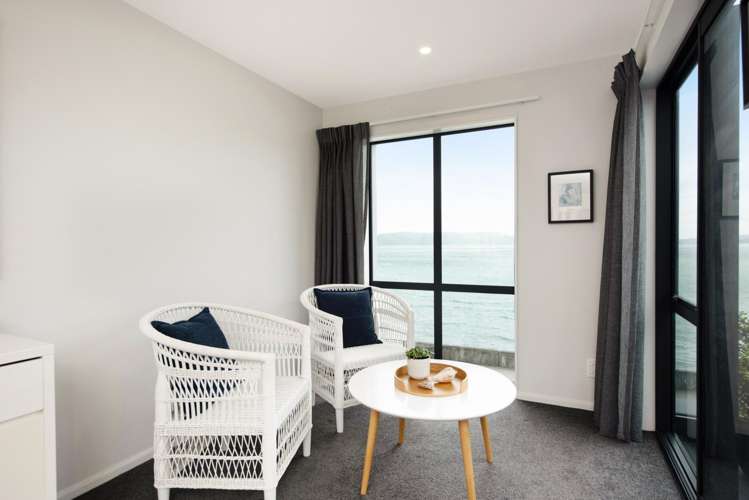 4/148 Evans Bay Parade Roseneath_6