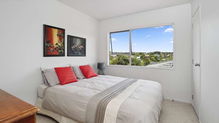 2/17 Dianthus Place Browns Bay_14