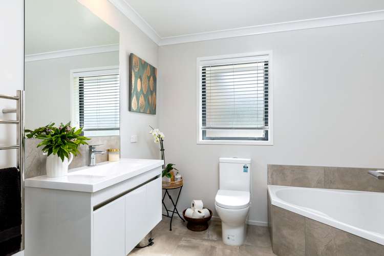 53 Koura Bay Drive Hapuku_11