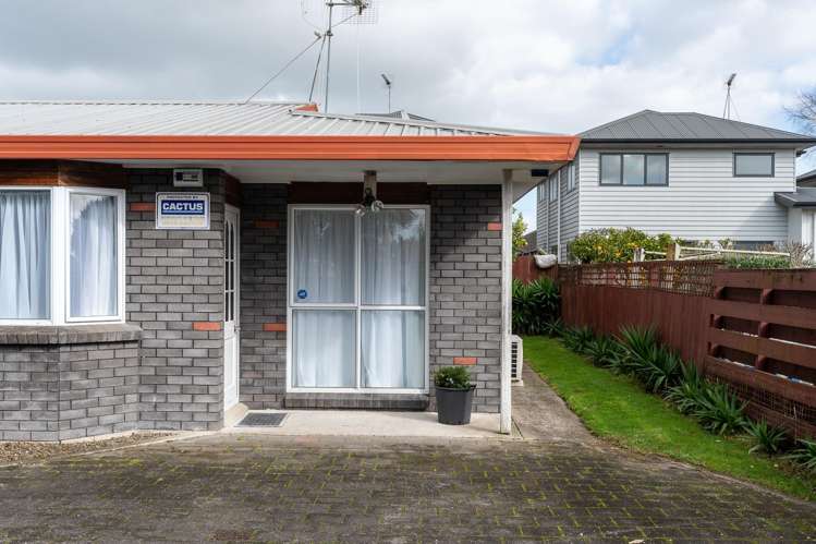 1b Wall Street Nawton_15