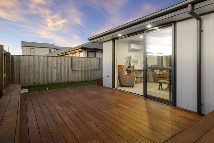 11 Tippet Crescent Wigram_9