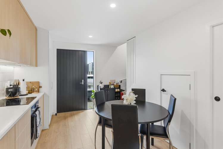 24/10 Trieste Way Paraparaumu_7