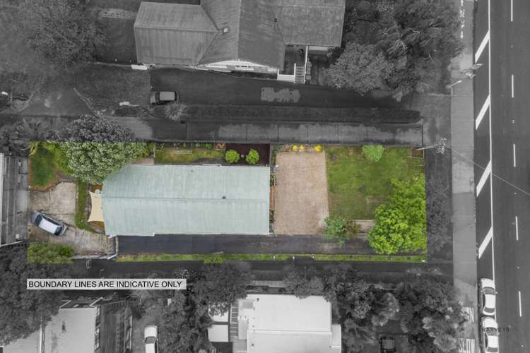 512 West Coast Road Oratia_17