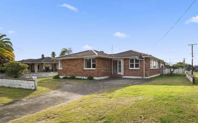 Home + Income | Redwood Forest Access | Views