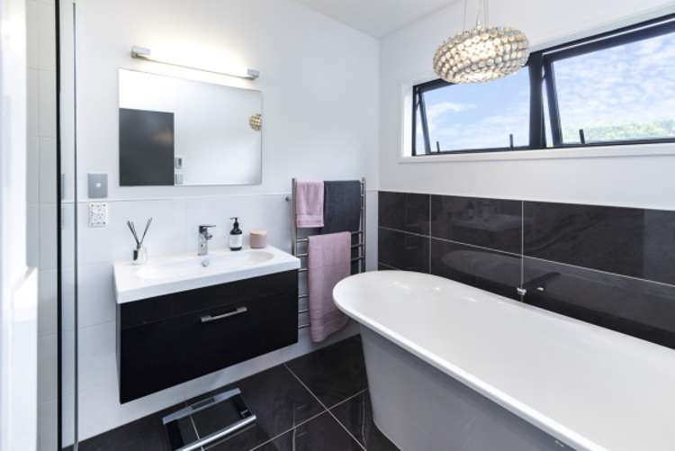 59 Evelyn Road Cockle Bay_13