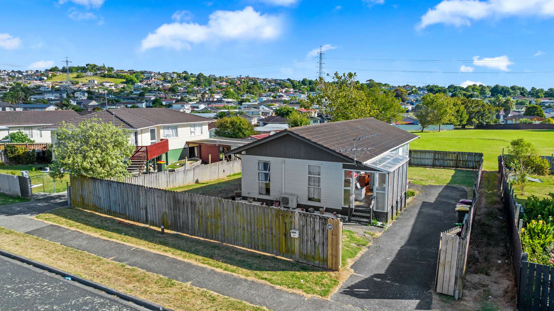 15 Dillon Crescent Clover Park_0