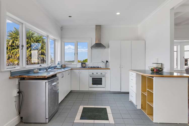 42 Seacliffe Road Hillsborough_7