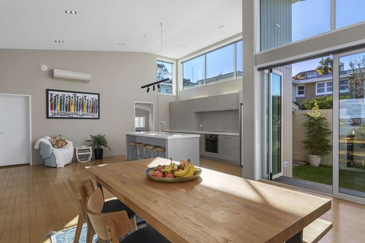 77 Goods Road Otumoetai_10