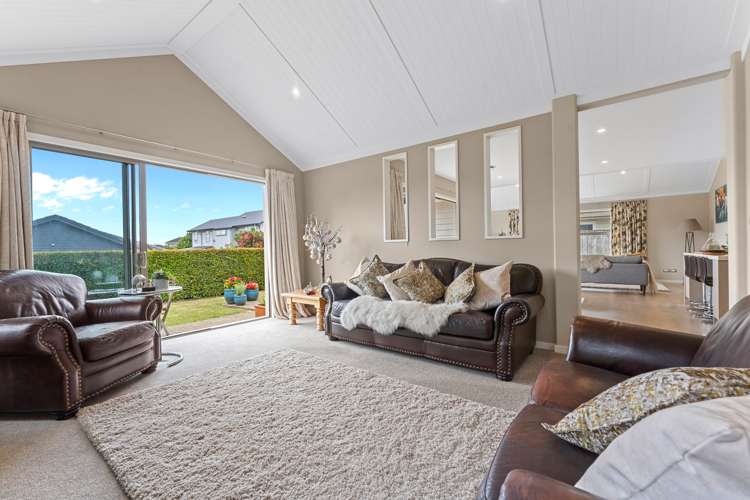 3 Giarni Place Karaka_14