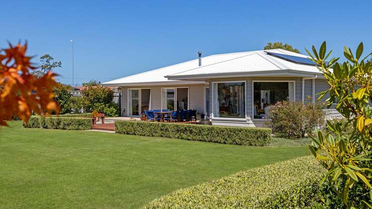 7 Francis Lane Masterton_22