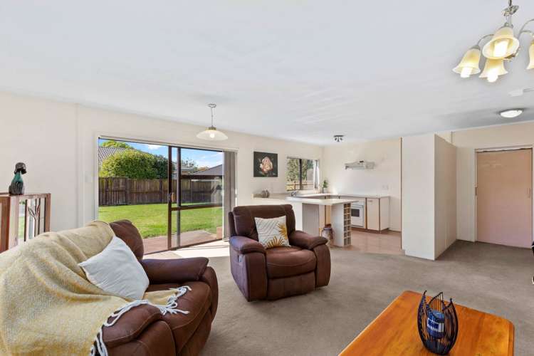5 Oakmont Place Wattle Downs_13