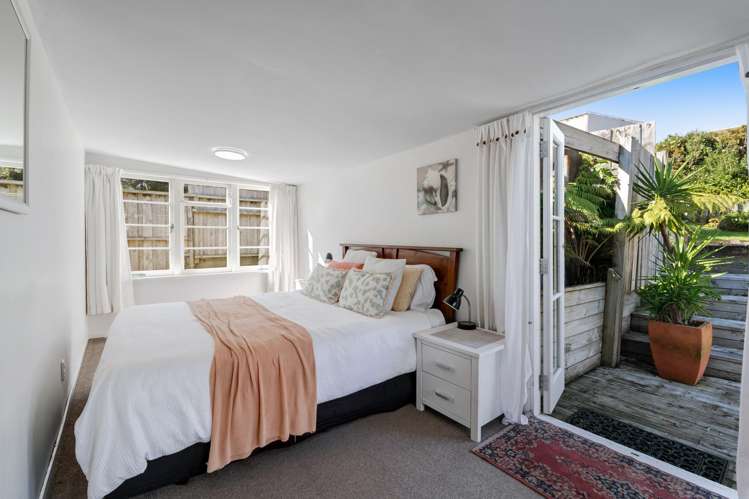 43 Surf Road Stanmore Bay_20