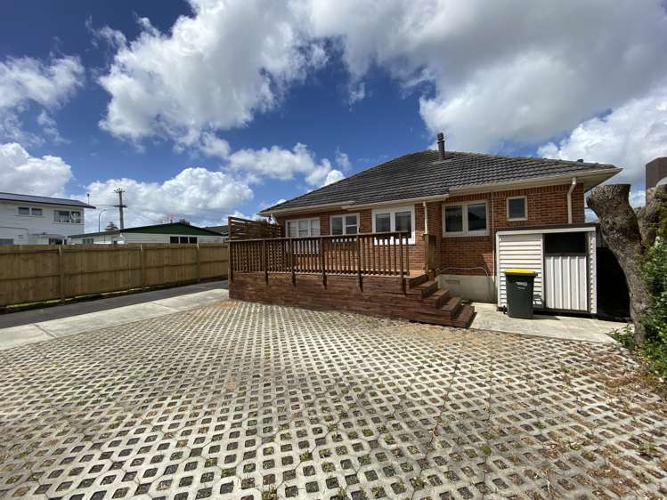 83 Matipo Road Te Atatu Peninsula_14