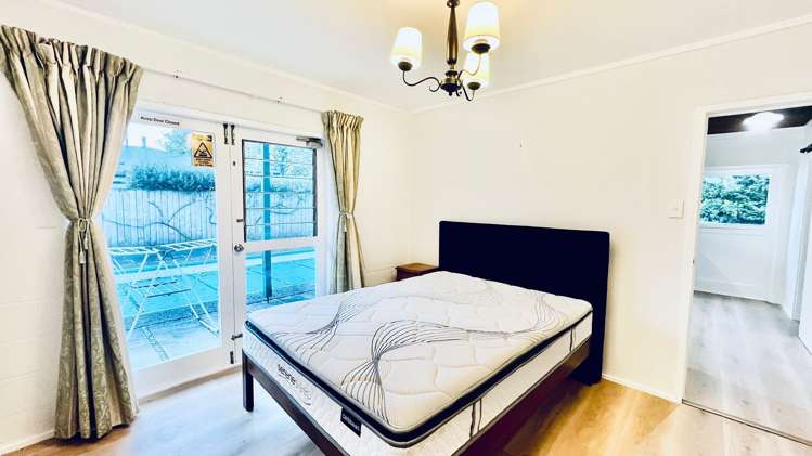 150 Edinburgh Street Pukekohe_18