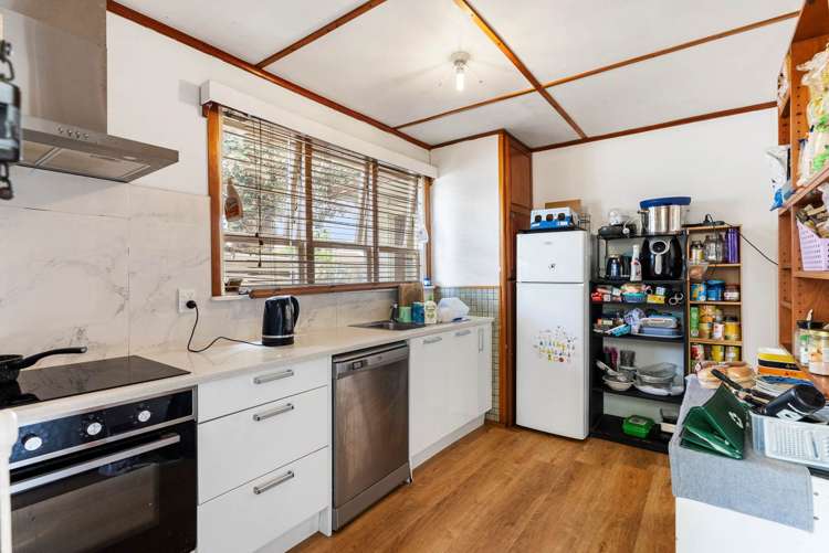 282 West Coast Road Glen Eden_6