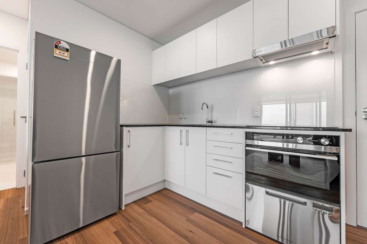 6E/100 Anzac Avenue_4