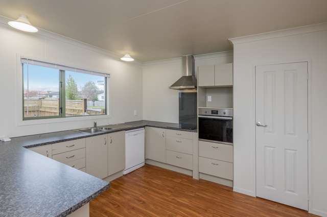 141a Bartholomew Road Levin_3