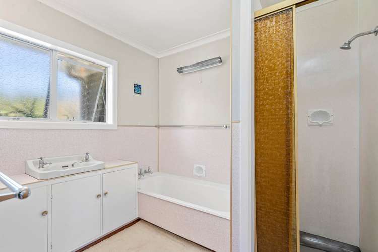 8 Sir George Back Street Opua_13