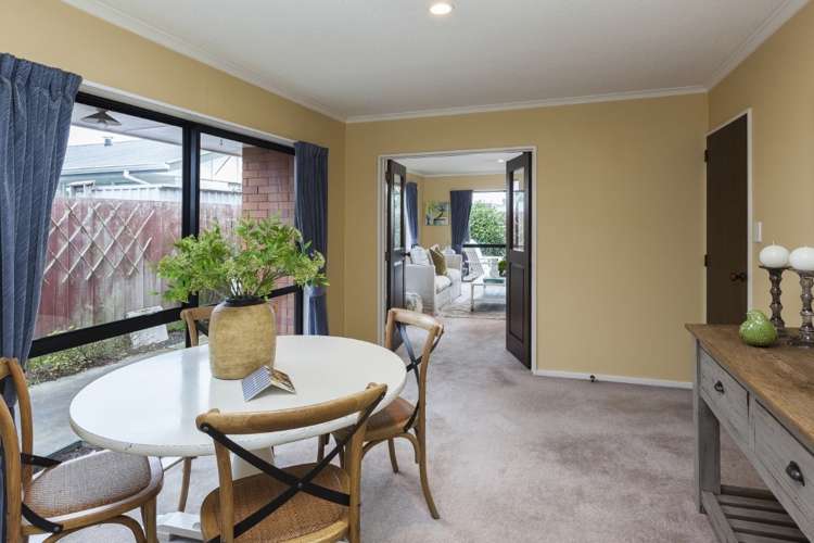 2/27 Waimairi Road 1562_2