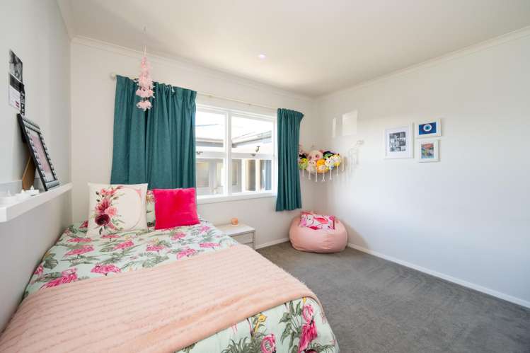 12 Flanders Avenue Onekawa_10