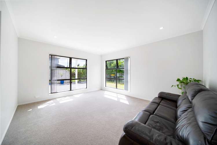 41 Andalusian Way Karaka_17