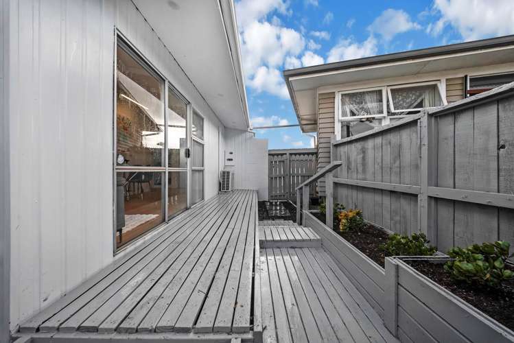 2/2 Dagenham Street Manurewa_21