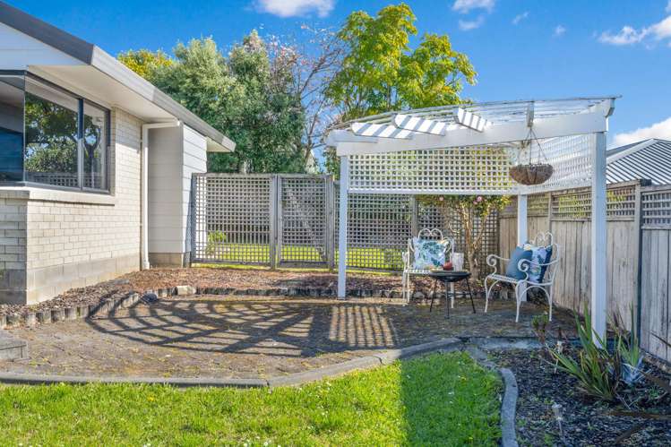 40B Simmental Crescent Somerville_18