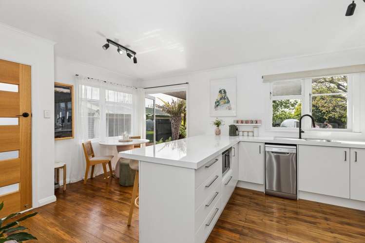 13 Glenroy Crescent Springlands_9