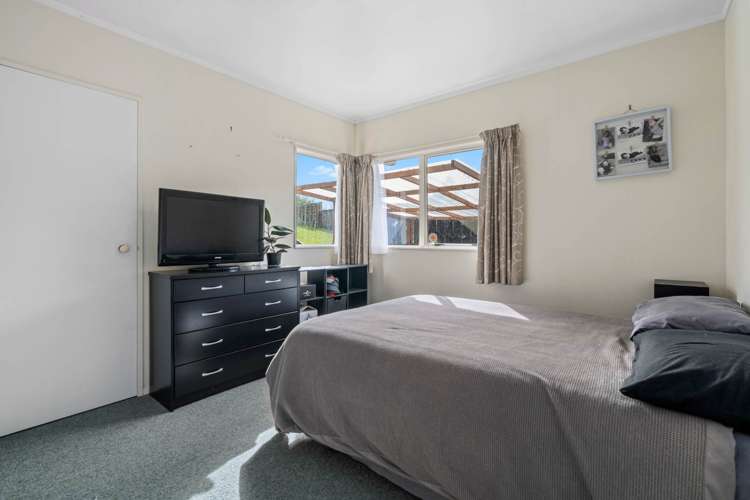 33 Fruitvale Road New Lynn_9
