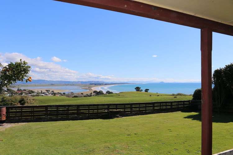 42 Arawa Avenue Maketu_14