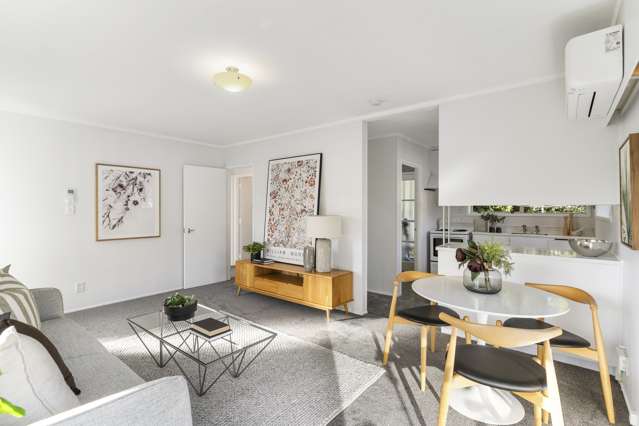 1/12 Paruru Avenue Northcote_1