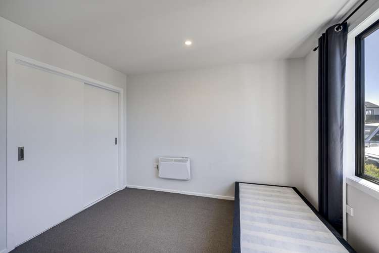 Units 1, 2 and 6/1018 Plunket Street St Leonards_14