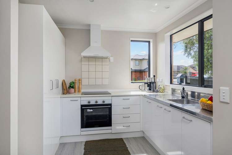 28 Misty Valley Drive Henderson_3