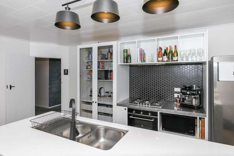 7 Hooker Avenue 1054_7