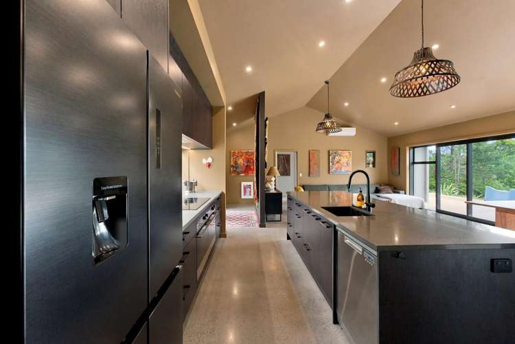296A Surrey Hill Road Oakura_6