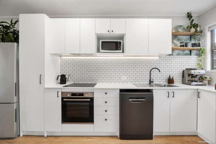 24/21 Aliford Avenue One Tree Hill_6