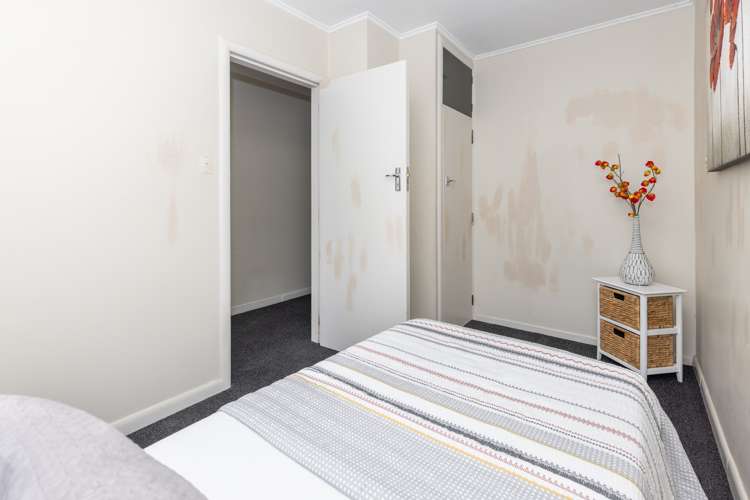 196 Clyde Street Hamilton East_35