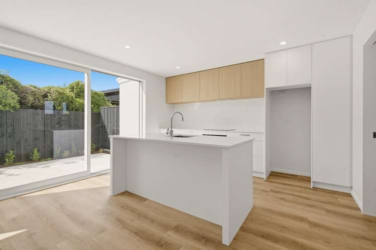 2/1433 Springs Road Lincoln_2