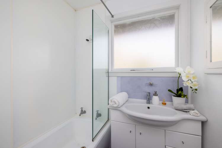 48 Saint Johns Street Woolston_10