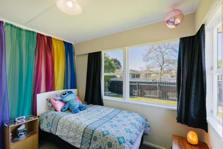 7 Lockhart Avenue Milson_12