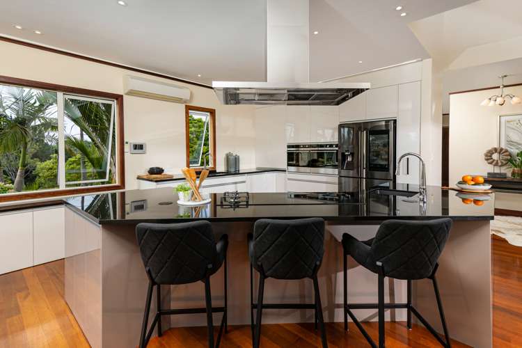 641a Ridge Road Riverhead_4