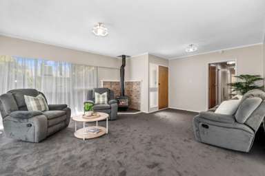 54 Te Paka Crescent_3