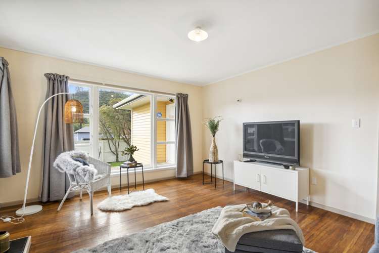 80 Hine Road Wainuiomata_7