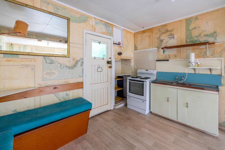 52 Great Barrier Road Oneroa_11