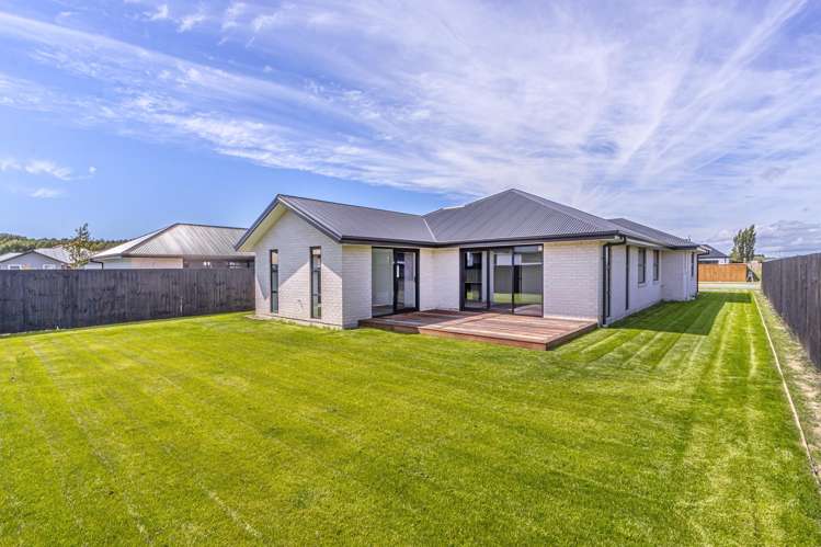 4 Salkeld Place Woodend_1